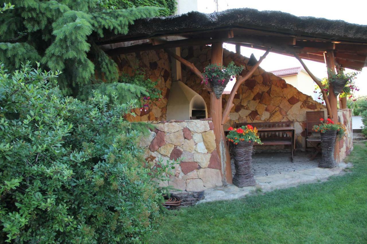 Hotel Agro Relax Nowodwor Extérieur photo